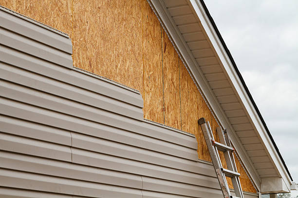 24/7 Emergency Siding Repair experts in Corning, NY